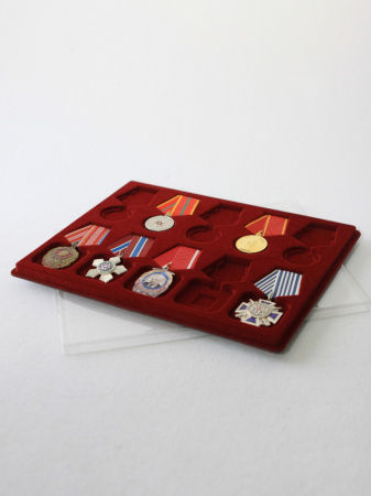 Планшет S (234х296х12 мм) на 5 медалей РФ d-37 мм и 5 орденов с пятиугольной колодкой
