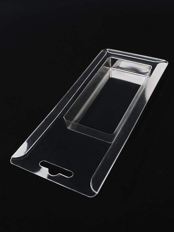 Блистер с загибом краев под изделие 48,5х103,5х15 мм. Тип 5