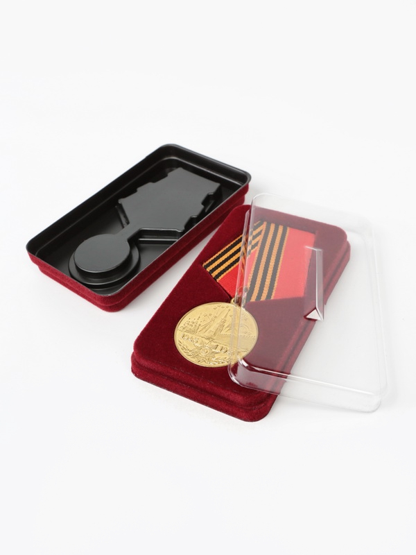  Сувенирная упаковка (59х101х20 мм) под медаль РФ d-32 мм (без дна), зелёный