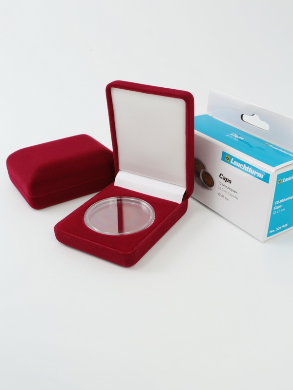  Футляр (61х79х32 мм) для монеты, медали диаметром 41 мм в капсуле Leuchtturm (диаметр ячейки 47 мм), тёмно-синий