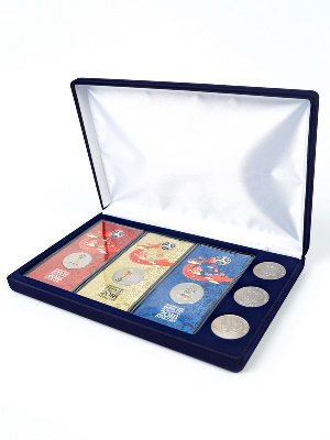 Футляр (217х141х29 мм) для 3 монет 25 рублей и 3 монет 25 рублей в блистере «Футбол 2018»