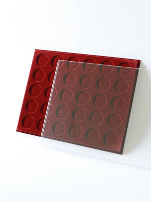 Планшет S (234х296х12 мм) для монет d-35 мм (30 ячеек), тёмно-бордовый  Планшет S (234х296х12 мм) для монет d-35 мм (30 ячеек), тёмно-бордовый