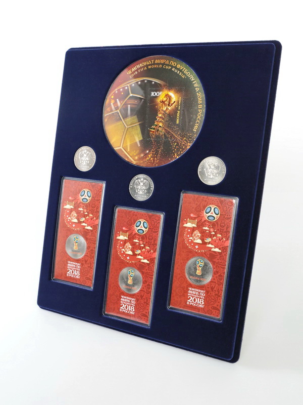 Планшет S (234х296х12 мм) для 3 монет 25 рублей и 3 монет 25 рублей в блистере «Футбол 2018». Кубок