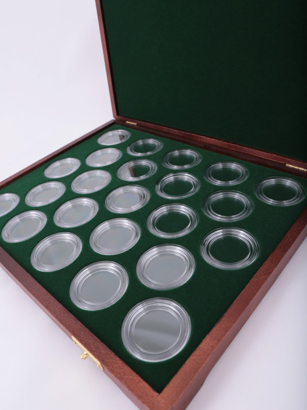  Футляр деревянный Vintage S (305х247х40 мм) на 23 монеты в капсулах (диаметр 46 мм), зелёный