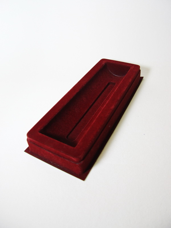 Сувенирная упаковка под фужер