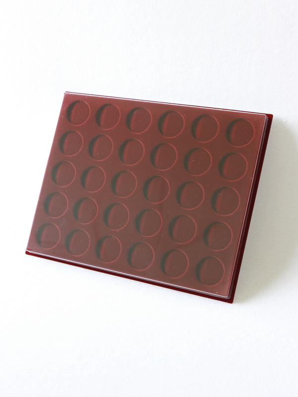  Планшет S (234х296х12 мм) для монет d-35 мм (30 ячеек), тёмно-бордовый