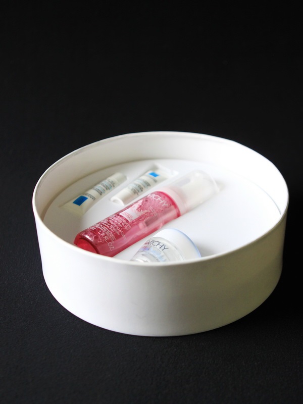 Пластиковый ложемент для косметического набора