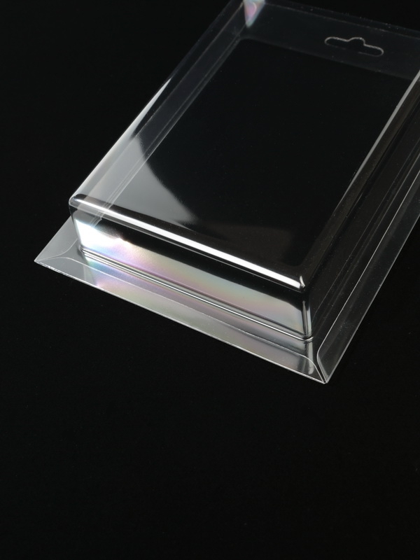 Блистер с загибом краев под изделие 110х150х33 мм