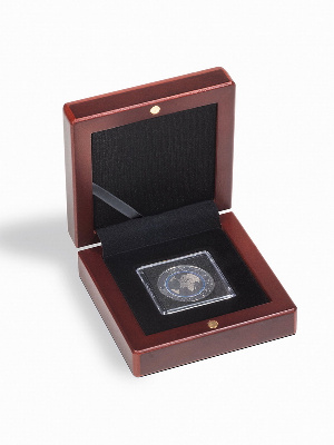 Деревянный футляр Volterra (80х80х32 мм) для монеты в капсуле Quadrum mini (38х38х6,7 мм). Leuchtturm, 360121 Деревянный футляр Volterra (80х80х32 мм) для монеты в капсуле Quadrum mini (38х38х6,7 мм). Leuchtturm, 360121