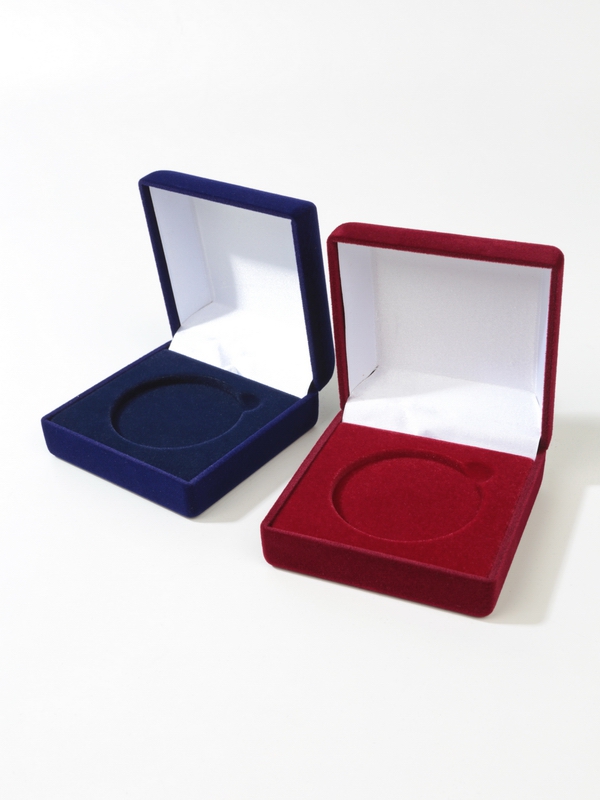 Футляр (76х76х41 мм) для монеты, медали (диаметр 50 мм, толщина 4 мм), светло-бордовый