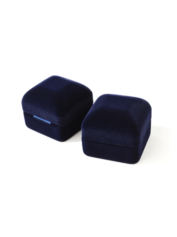 Футляр (43х43х36 мм) с поролоновой вставкой, тёмно-синий