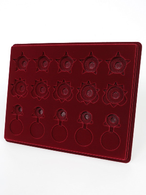 Планшет S (243х304х21 мм) под 5 орденов Отечественной войны, 5 орденов Красной Звезды (48 мм) и 5 медалей на прямоугольных колодках «За отвагу» Планшет S (243х304х21 мм) под 5 орденов Отечественной войны, 5 орденов Красной Звезды (48 мм) и 5 медалей на прямоугольных колодках «За отвагу»