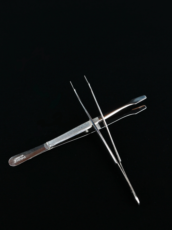 Пинцет для марок с прямой широкой лопаткой, 120 мм. Prinz, 1240