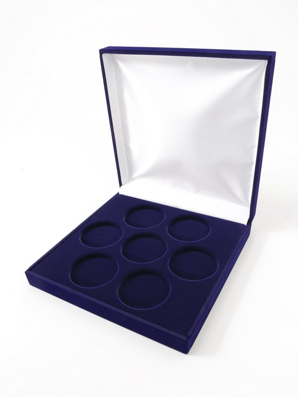  Футляр (160х160х33 мм) на 7 монет в капсулах (диаметр 44 мм), тёмно-синий