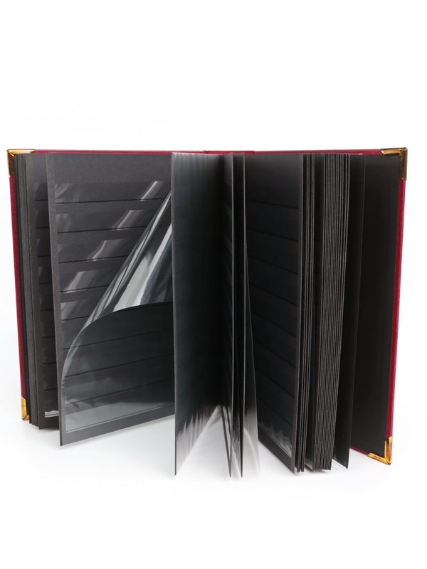 Альбом для марок (кляссер ROYAL). 30 листов (60 страниц) из чёрного картона с промежуточными прозрачными листами. Бордовый. Prinz, 6032