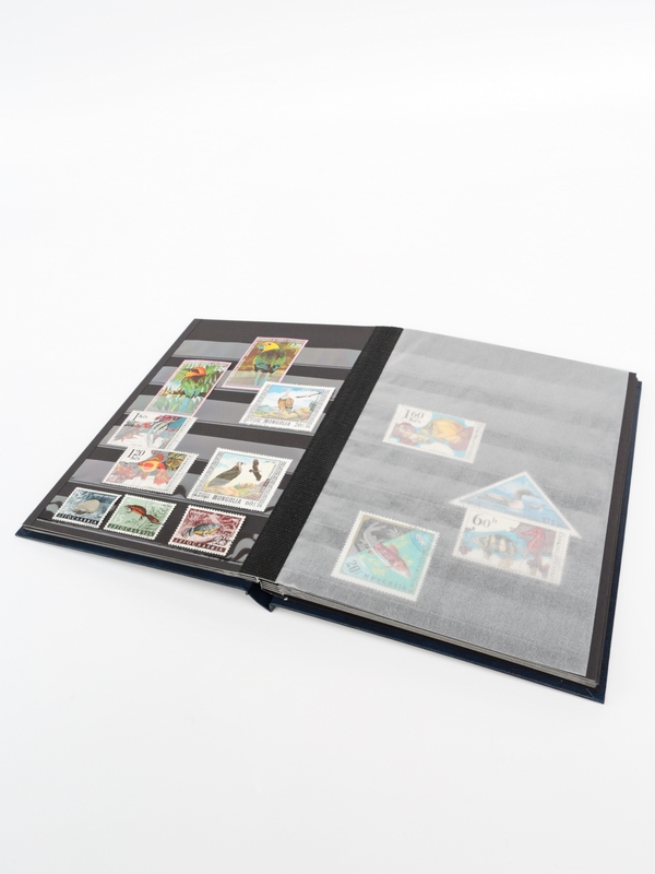 Альбом для марок (кляссер CLASSIC). А5. 8 листов (16 страниц) из чёрного картона с промежуточными листами из пергамина. Чёрный. Prinz, 2004