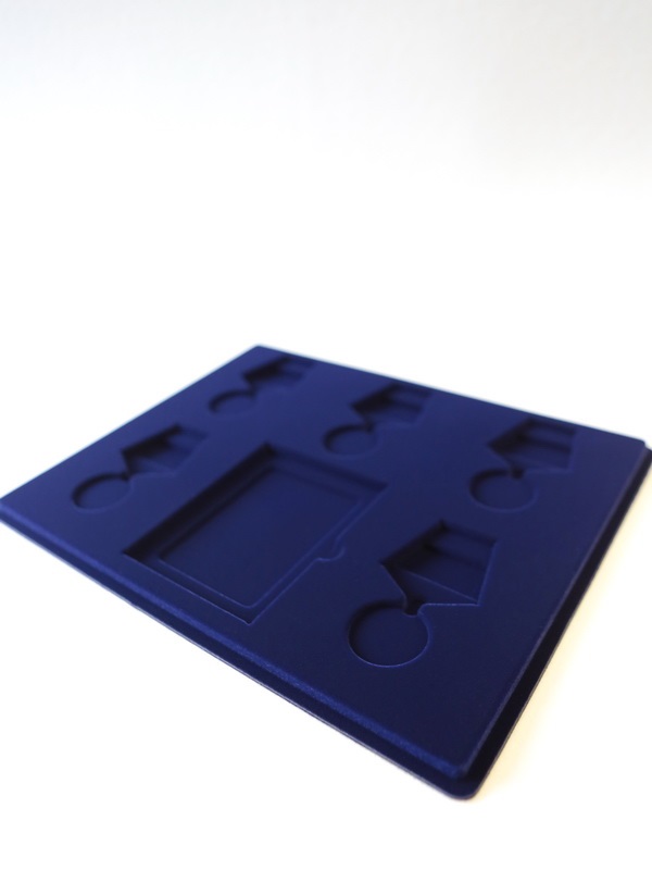 Планшет S (234х296х12 мм) на 5 медалей РФ d-32 мм и 1 удостоверение, тёмно-синий