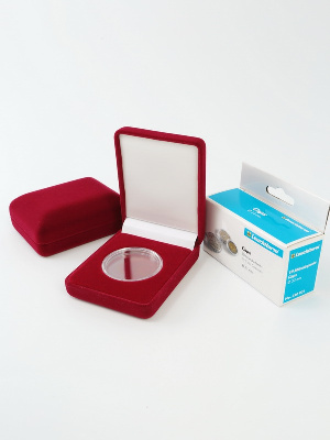 Футляр (61х79х32 мм) для монеты, медали диаметром 33 мм в капсуле Leuchtturm (диаметр ячейки 39 мм) Футляр (61х79х32 мм) для монеты, медали диаметром 33 мм в капсуле Leuchtturm (диаметр ячейки 39 мм)