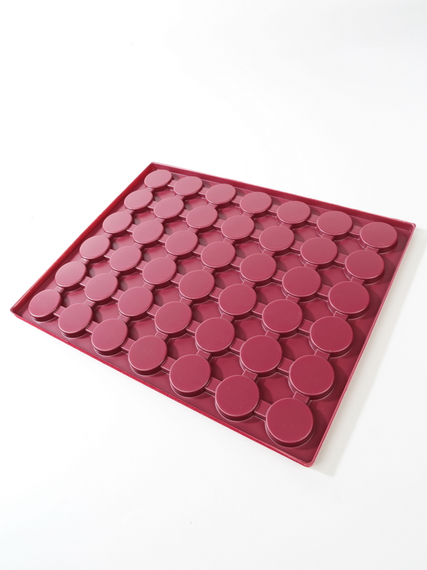 Вставка в кассету МВ для 42 монет в капсулах CAPS 24, 24,5 мм Leuchtturm. Диаметр ячейки 30,5 мм. Leuchtturm, 335987