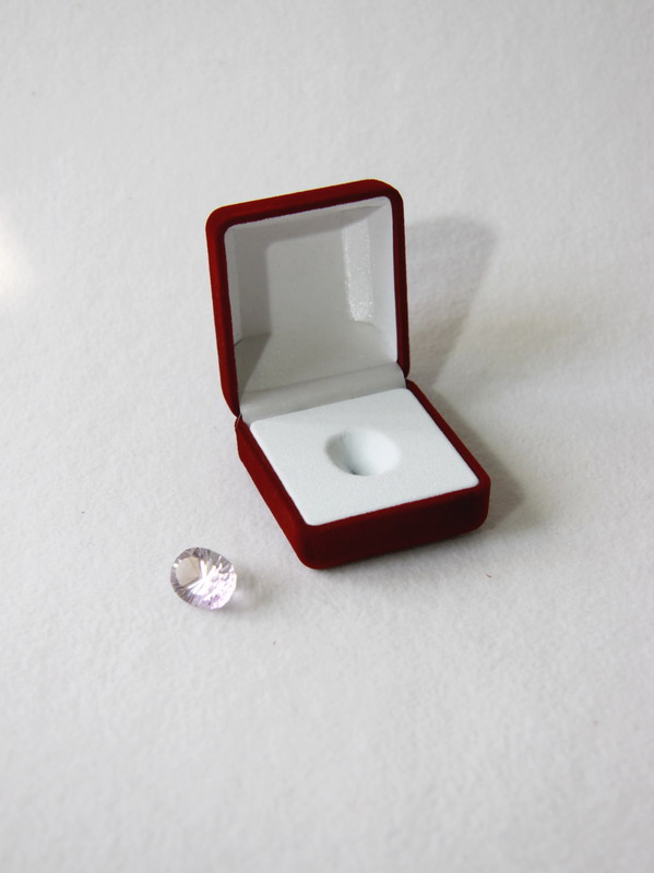 Футляр флокированный (48х54х44 мм)