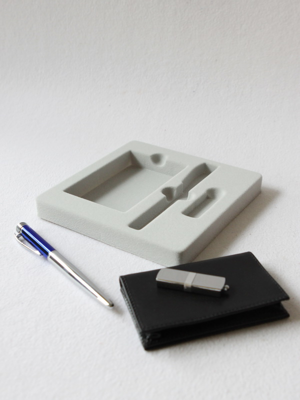 Флокированный ложемент под подарочный набор