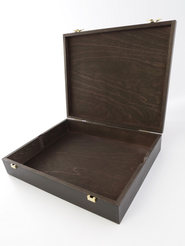  Деревянный бокс Carus (322х268х64 мм). 4 поддона. Для 80 капсул (диаметр 46 мм), тёмно-бордовый