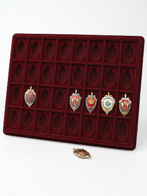 Планшет S (243х304х21 мм) на 32 ячейки (50,5х31х6 мм). Ромбы увеличенные