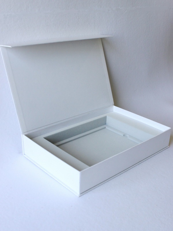 Флокированный ложемент под набор Mercedes (2)