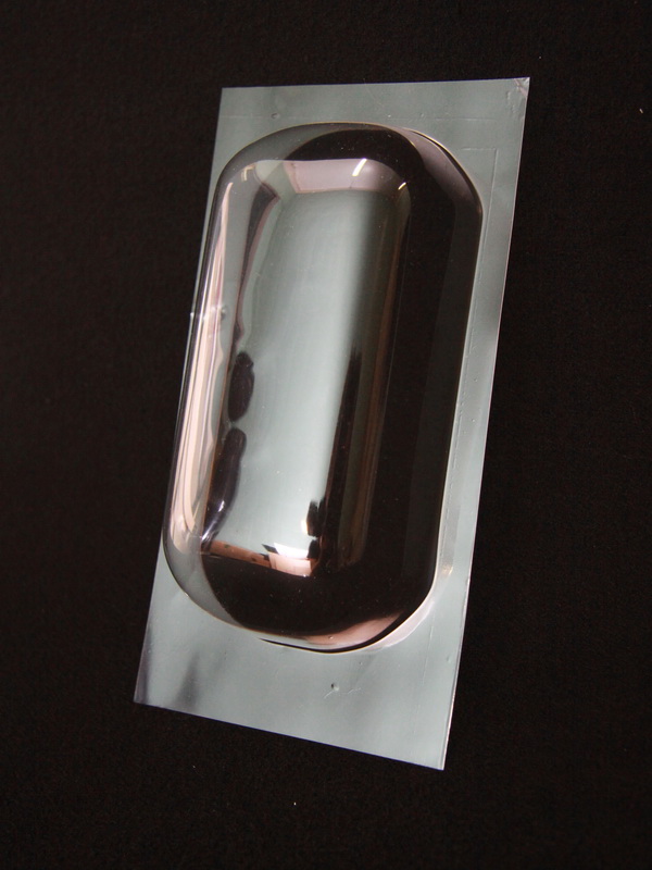 Блистер с загибом краев под изделие 72х146х39 мм