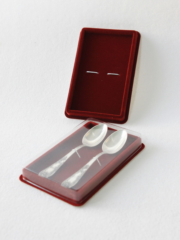  Сувенирная упаковка под 2 чайные ложки, вилки (97х157х22 мм), чёрный