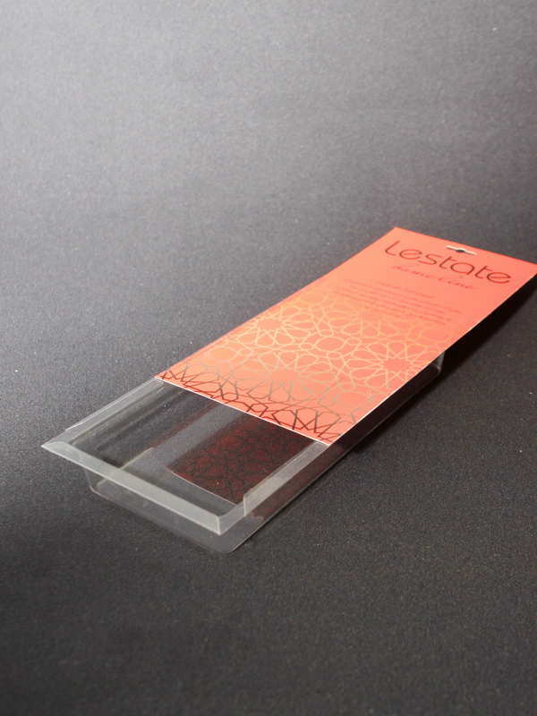 Блистер с загибом краев под носки-тапочки, варежки