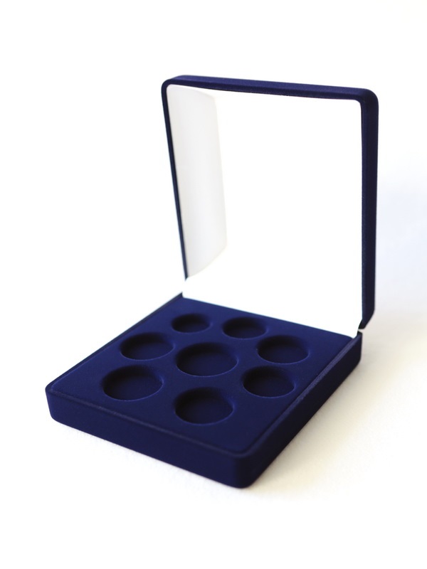 Футляр (120х131х50 мм) под набор монет евро (в капсулах Leuchtturm),  тёмно-синий