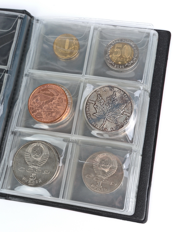 Карманный монетный альбом 116х154х13 мм для размещения 60 монет, вертикальный, тёмно-бордовый