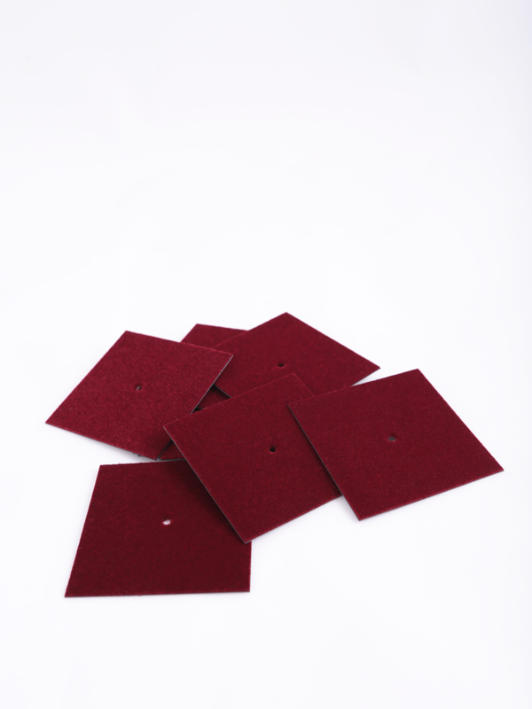 Комплект из 24 флокированных вставок с отверстиями для винтов