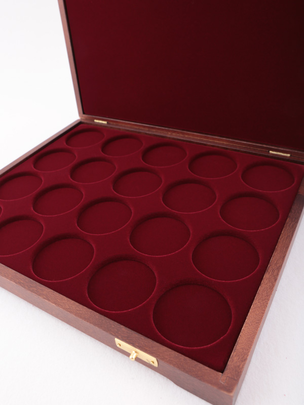  Футляр деревянный Vintage S (305х247х40 мм) на 20 монет в капсулах (диаметр 46 мм), тёмно-бордовый