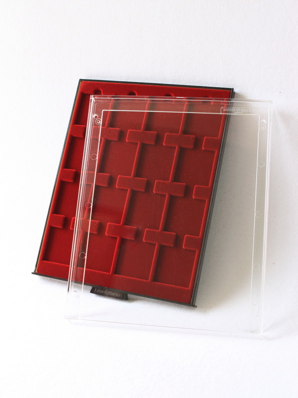 Кассета MB для 16 монет в холдерах или капсулах «Quadrum» (50х50х6 мм) Кассета MB для 16 монет в холдерах или капсулах «Quadrum» (50х50х6 мм)