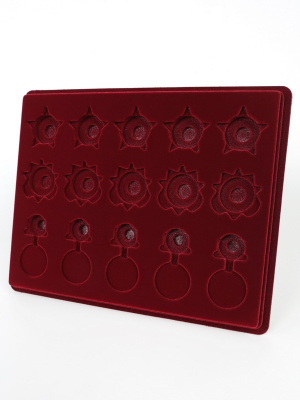 Планшет S (243х304х21 мм) под 5 орденов Отечественной войны, 5 орденов Красной Звезды (48 мм) и 5 медалей на прямоугольных колодках «За отвагу», тёмно-бордовый  Планшет S (243х304х21 мм) под 5 орденов Отечественной войны, 5 орденов Красной Звезды (48 мм) и 5 медалей на прямоугольных колодках «За отвагу», тёмно-бордовый