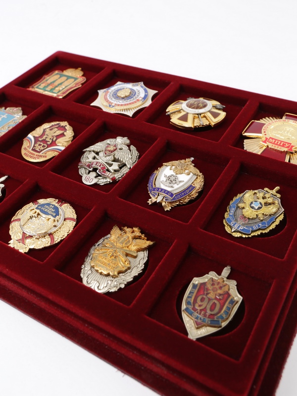  Планшет S (243х304х21 мм) MIX для 14 знаков с винтами (12/15/20), тёмно-бордовый