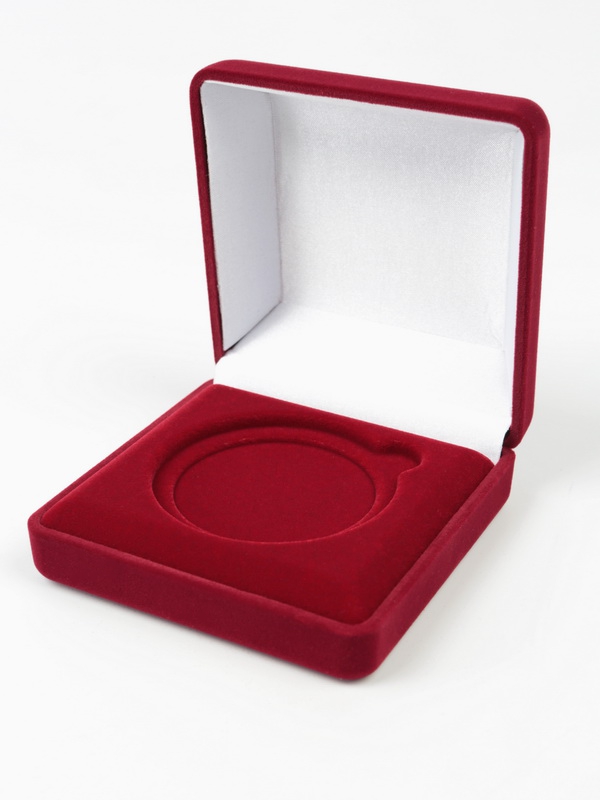 Футляр (92х92х40 мм) для монеты, медали (диаметр 60 мм, глубина 4 мм) Футляр (92х92х40 мм) для монеты, медали (диаметр 60 мм, глубина 4 мм)