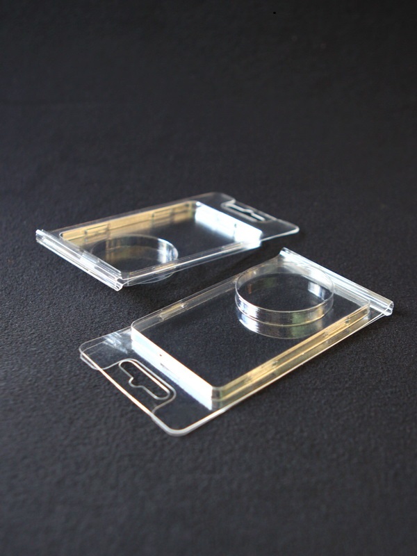 Двухсторонняя блистерная упаковка для монеты в капсуле