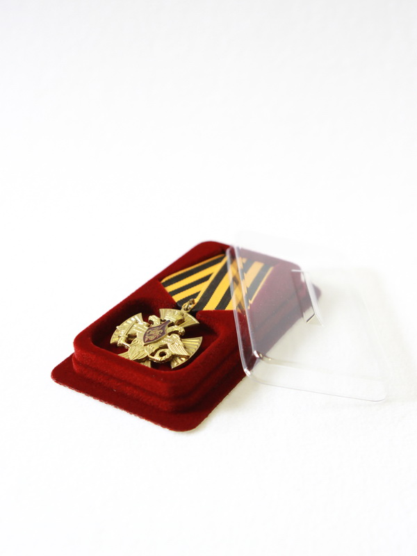  Сувенирная упаковка (60х100х20 мм) под орден на пятиугольной колодке, тёмно-синий