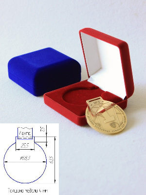 Футляр (92х92х40 мм) под медаль d-58 мм на ленте Футляр (92х92х40 мм) под медаль d-58 мм на ленте
