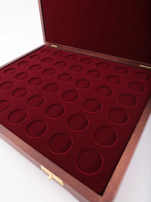  Футляр деревянный Vintage S (305х247х40 мм) для монет d-27 мм (42 ячейки), тёмно-бордовый