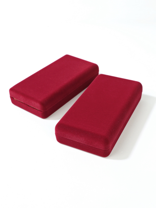 Футляр (62х116х26 мм) с поролоновой вставкой, светло-бордовый