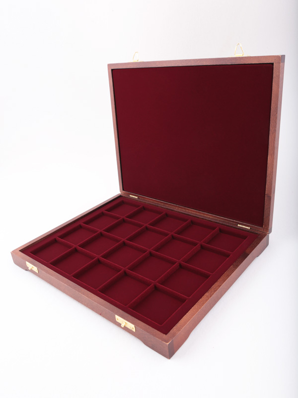 Футляр деревянный Vintage S (305х247х40 мм) на 20 ячеек (49х49х7 мм), тёмно-бордовый  Футляр деревянный Vintage S (305х247х40 мм) на 20 ячеек (49х49х7 мм), тёмно-бордовый