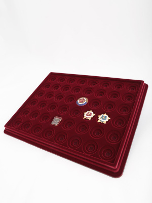 Планшет S (243х304х21 мм) для спортивных значков (диаметром 30 мм) Планшет S (243х304х21 мм) для спортивных значков (диаметром 30 мм)