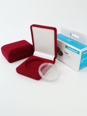 Футляр (61х79х32 мм) для монеты, медали диаметром 41 мм в капсуле Leuchtturm (диаметр ячейки 47 мм) Футляр (61х79х32 мм) для монеты, медали диаметром 41 мм в капсуле Leuchtturm (диаметр ячейки 47 мм)