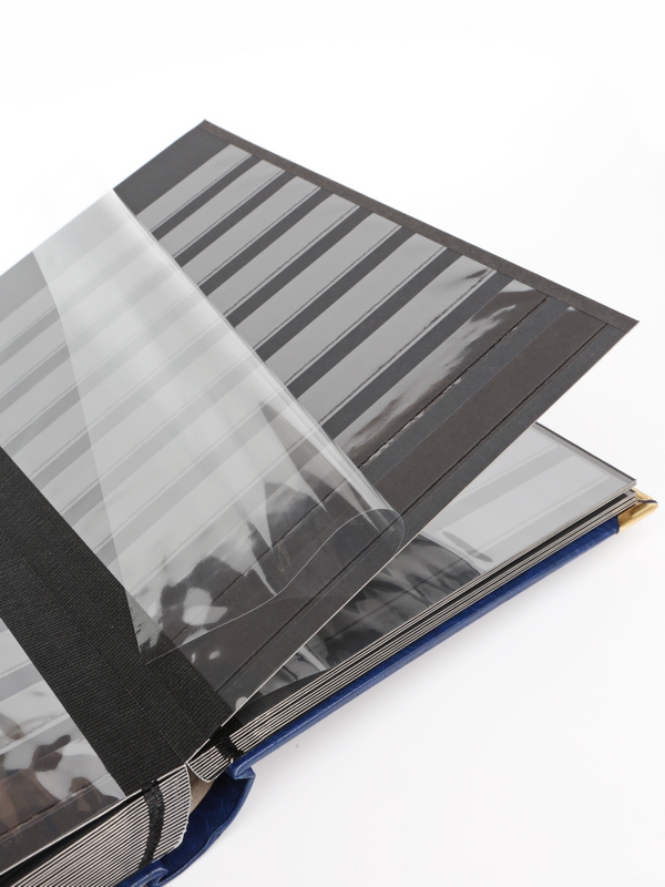 Альбом для марок (кляссер ROYAL). 30 листов (60 страниц) из чёрного картона с промежуточными прозрачными листами. Синий. Prinz, 6032