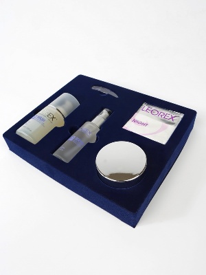 Флокированный ложемент для набора косметики