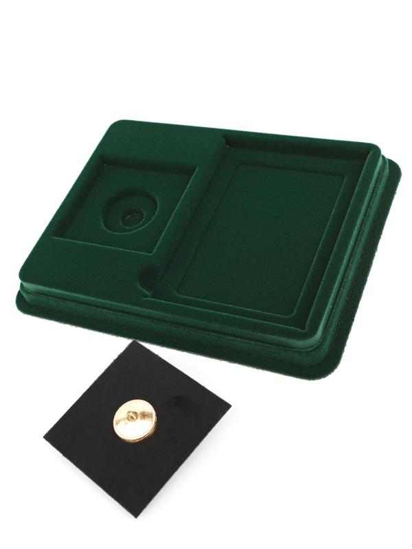 Сувенирная упаковка (181х142х22 мм) под знаки с винтами и удостоверение (81х112х8 мм), зелёный